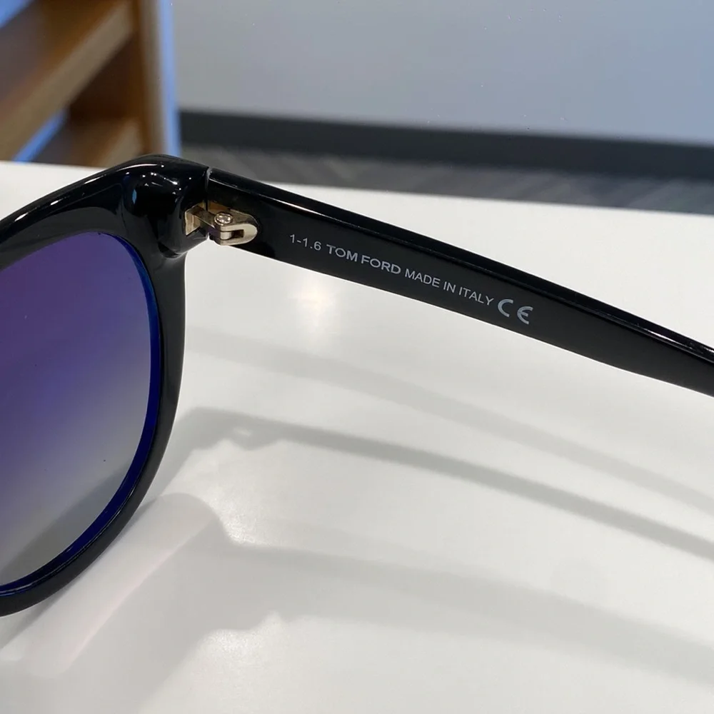 TomFord Sunglasses Polarized - Picture 8 of 11